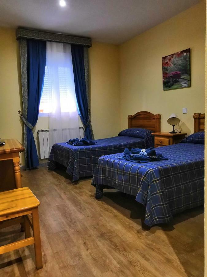 El Barraco Hostal Restaurante El Chato חדר תמונה